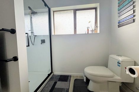 Photo of property in 1/13 Royal Arch Place, Rosehill, Papakura, 2113