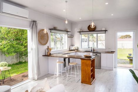 Photo of property in 23 Lyon Street, Featherston, 5710