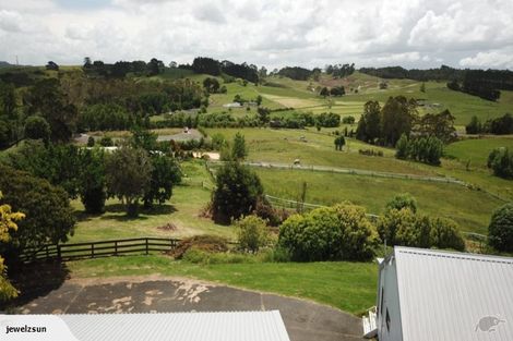 Photo of property in 25 Hull Road, Waitoki, Kaukapakapa, 0871