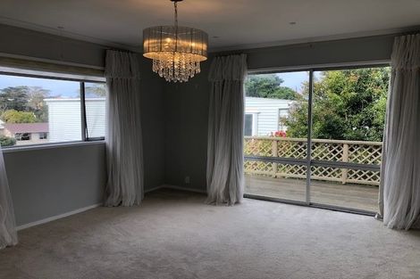 Photo of property in 28 Killarney Avenue, Torbay, Auckland, 0630