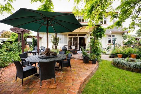 Photo of property in 161 Russell Street, Palmerston North, 4414