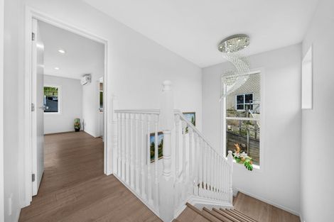 Photo of property in 110 Keri Vista Rise, Papakura, 2110