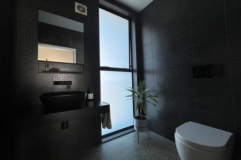 Photo of property in 11b Montgomery Avenue, Rothesay Bay, Auckland, 0630