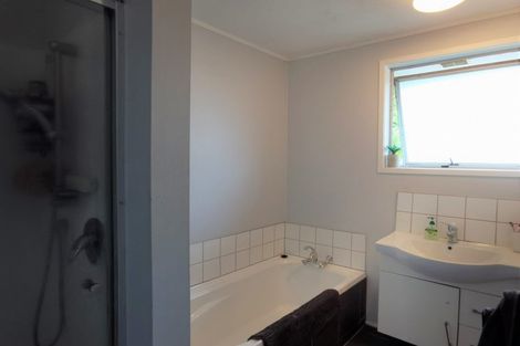 Photo of property in 31 Tabitha Crescent, Henderson, Auckland, 0612