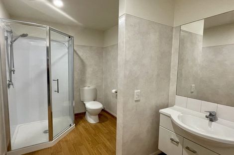 Photo of property in 3 Athol Terrace, Upper Riccarton, Christchurch, 8041