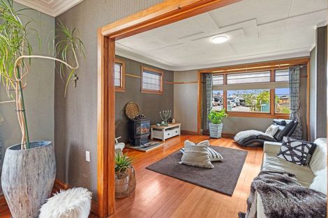 Photo of property in 16 Avon Street, Rongotea, 4476