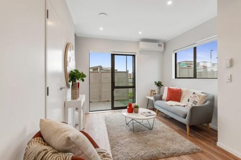 Photo of property in 37 Nganui Avenue, Takanini, 2112