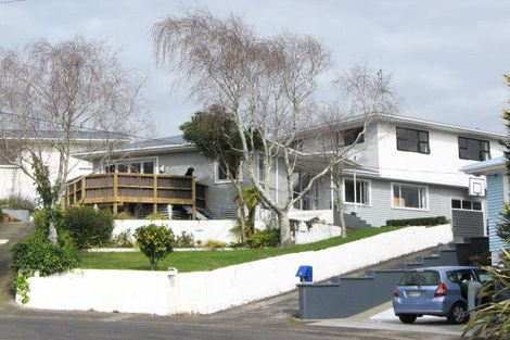 Photo of property in 8 Sardinha Place, Marfell, New Plymouth, 4310