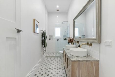 Photo of property in 72 Islington Street, Ponsonby, Auckland, 1011
