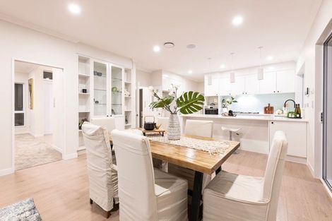 Photo of property in 56 Tir Conaill Avenue, Flat Bush, Auckland, 2019