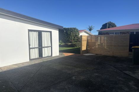 Photo of property in 32 Lawrie Avenue, Pukekohe, 2120