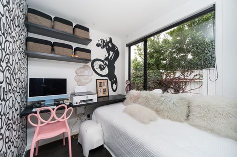Photo of property in 423b Featherston Street, Palmerston North, 4414