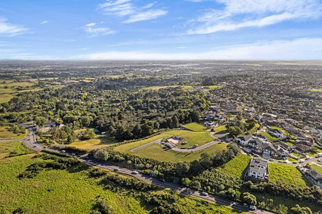 Photo of property in 40 Henriette Place, Totara Park, Auckland, 2105