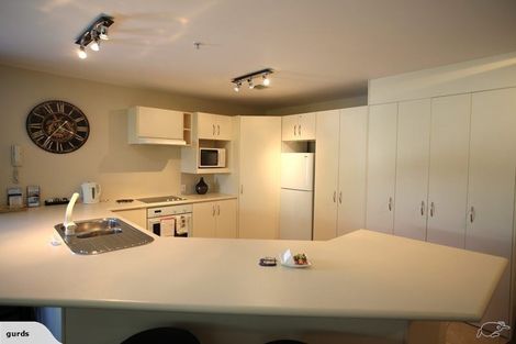 Photo of property in 21/3 Maunganui Road, Mount Maunganui, 3116