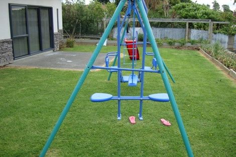 Photo of property in 133a Redoubt Road, Goodwood Heights, Auckland, 2105