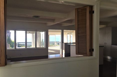 Photo of property in 23 Churchill Road, Murrays Bay, Auckland, 0630