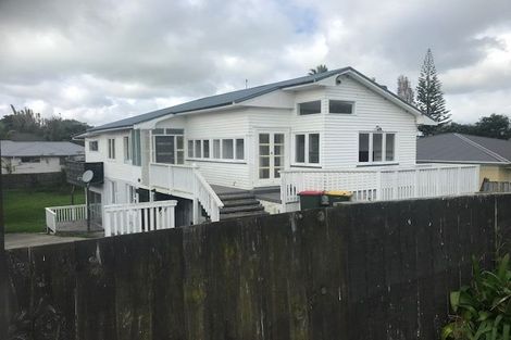 Photo of property in 7 Lane Road, Weymouth, Auckland, 2103