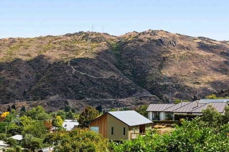 Photo of property in 28 Shields Street, Clyde, 9330