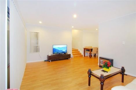 Photo of property in 2/147 Chivalry Road, Glenfield, Auckland, 0629