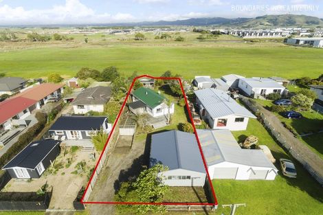 Photo of property in 56 Simpson Road, Papamoa Beach, Papamoa, 3118