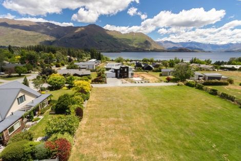 Photo of property in 160 Beacon Point Road, Wanaka, 9305