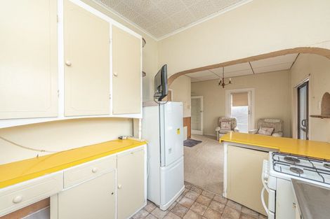 Photo of property in 11 Cambridge Street, Gonville, Whanganui, 4501