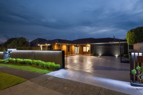 Photo of property in 36 Delamare Road, St Andrews, Hamilton, 3200