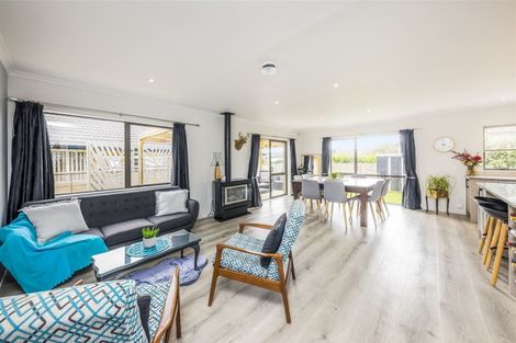 Photo of property in 11 Phoenicia Court, The Gardens, Auckland, 2105