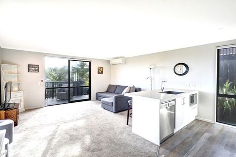 Photo of property in 21 Brugh Place, Andersons Bay, Dunedin, 9013