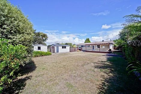 Photo of property in 8 Gwendoline Place, Glenview, Hamilton, 3206