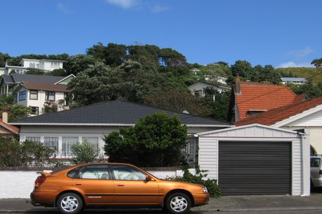 Photo of property in 3 Moselle Street, Island Bay, Wellington, 6023