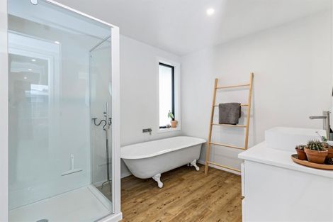 Photo of property in 5 Brewster Crescent, Lake Hawea, Wanaka, 9382