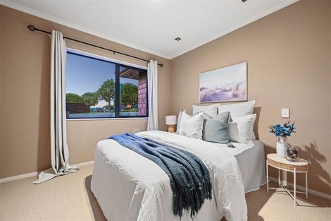 Photo of property in 14 Compton Grove, Huntington, Hamilton, 3210