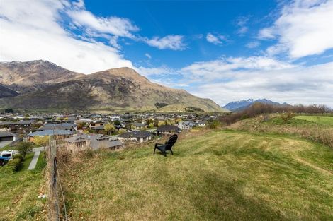 Photo of property in 13 Ada Place, Lake Hayes, Queenstown, 9304