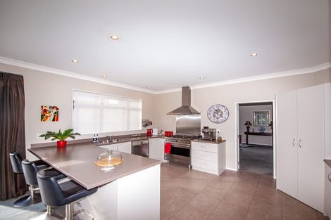 Photo of property in 7 Moston Grove, Churton Park, Wellington, 6037