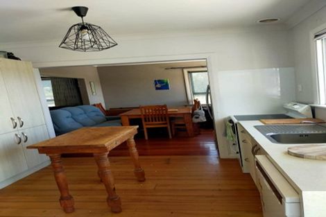 Photo of property in 79 Mangorei Road, Strandon, New Plymouth, 4312