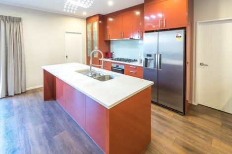 Photo of property in 10 Veneta Close, Flat Bush, Auckland, 2019