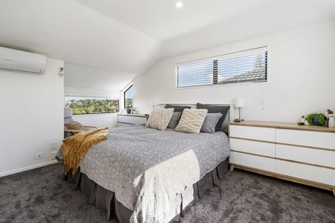 Photo of property in 11 Coventry Way, Long Bay, Auckland, 0630