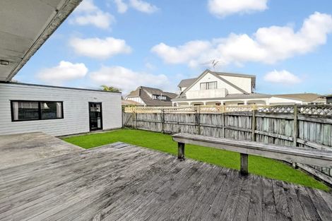 Photo of property in 1/20 Regent Street, Papatoetoe, Auckland, 2025