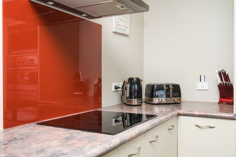 Photo of property in 19 Branigan Parade, Kelvin Grove, Palmerston North, 4414