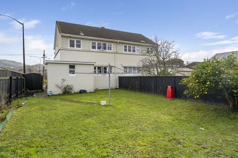 Photo of property in 44 Athlone Crescent, Avalon, Lower Hutt, 5011