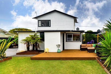 Photo of property in 115 Tedder Avenue, North New Brighton, Christchurch, 8083