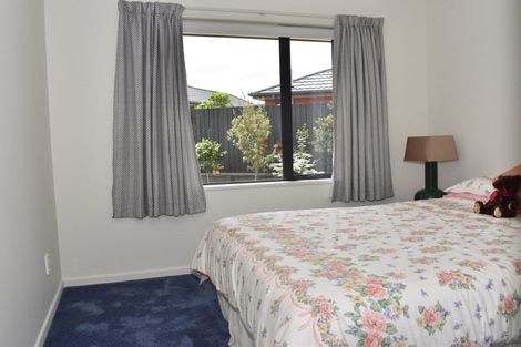 Photo of property in 36 Davaar Crescent, Broomfield, Christchurch, 8042