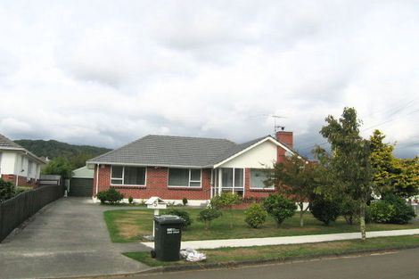 Photo of property in 5 Te Puni Grove, Elderslea, Upper Hutt, 5018