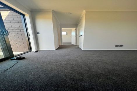 Photo of property in 1 Te Rata Boulevard, Karaka, 2124