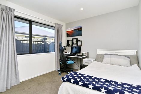 Photo of property in 8 Guyon Street, Marshland, Christchurch, 8083