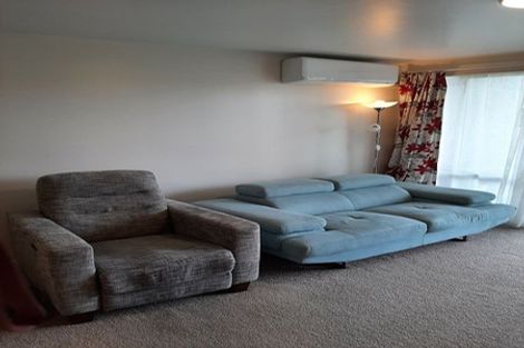 Photo of property in 2/1 Opito Way, East Tamaki, Auckland, 2013