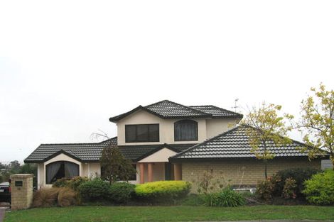 Photo of property in 14 San Lorenzo Rise, Henderson, Auckland, 0612