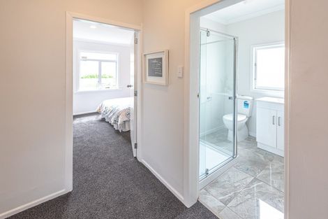 Photo of property in 112 Cornfoot Street, Castlecliff, Whanganui, 4501