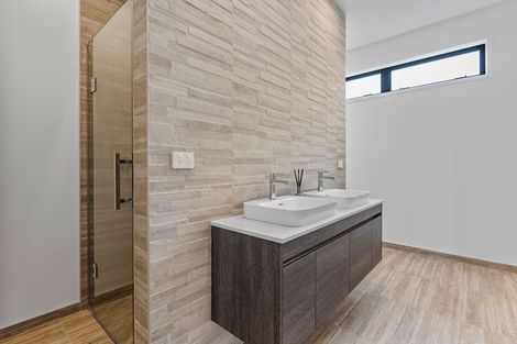 Photo of property in 3a Parrs Road, Hurworth, New Plymouth, 4371